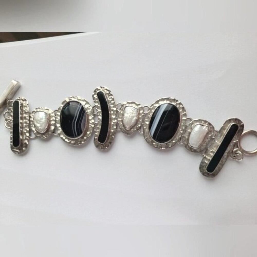 Beautiful Vintage Sterling Silver Chunky Boho Pearl Agate Statement Bracelet